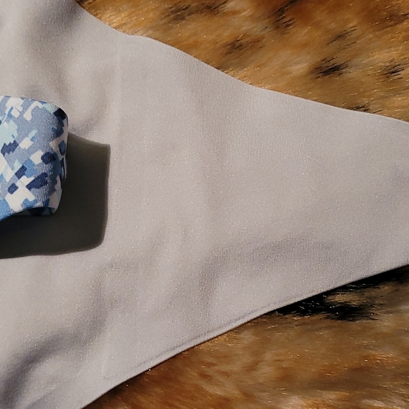 NWT Bench 2 Pair Panties Thong White Blue Med New - Picture 3 of 7